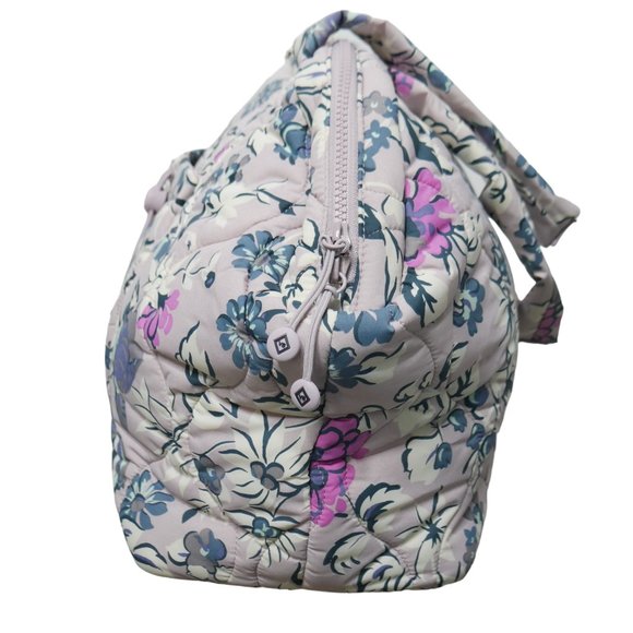 Vera Bradley Featherweight Tote Travel Bag Fresh-Cut Floral Lavender Nylon NWT - Picture 4 of 8